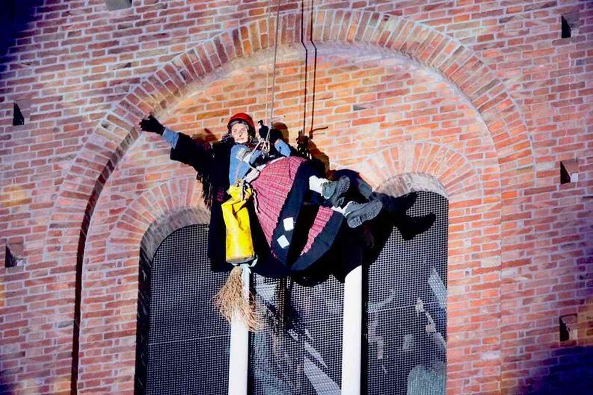 Empoli (FI)
"Salvataggio della Befana"
11 Gennaio 2026 